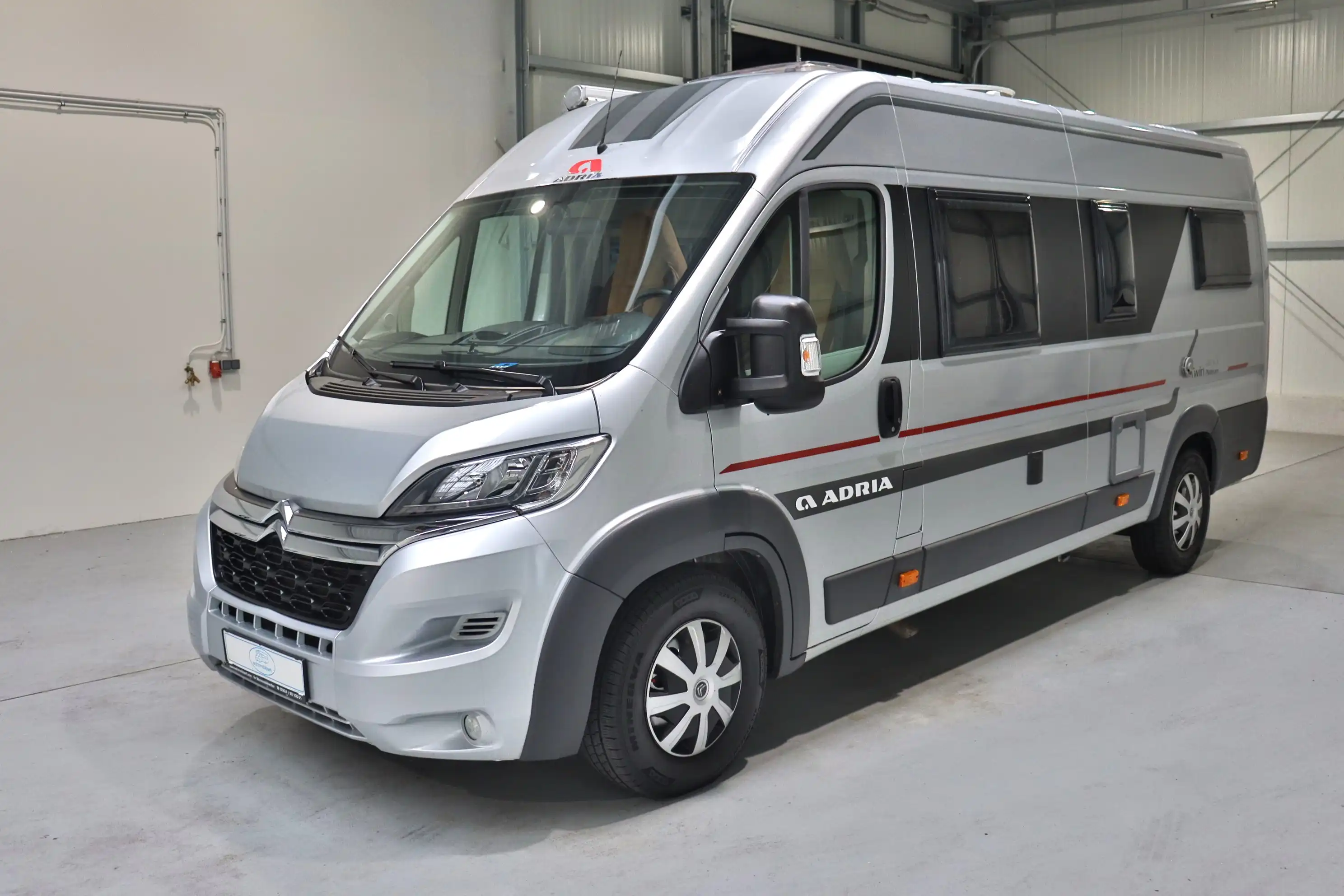 adria-twin-640-slx-platinum-beim-wohnmobilpark-in-bad-honnef-kaufen